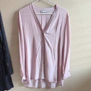 Vince Light Pink V-Neck Blouse size Medium